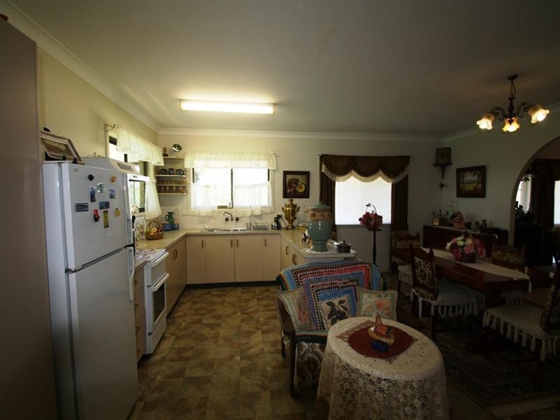 652 Upper Wheatvale Rd, Massie, Warwick QLD 4370