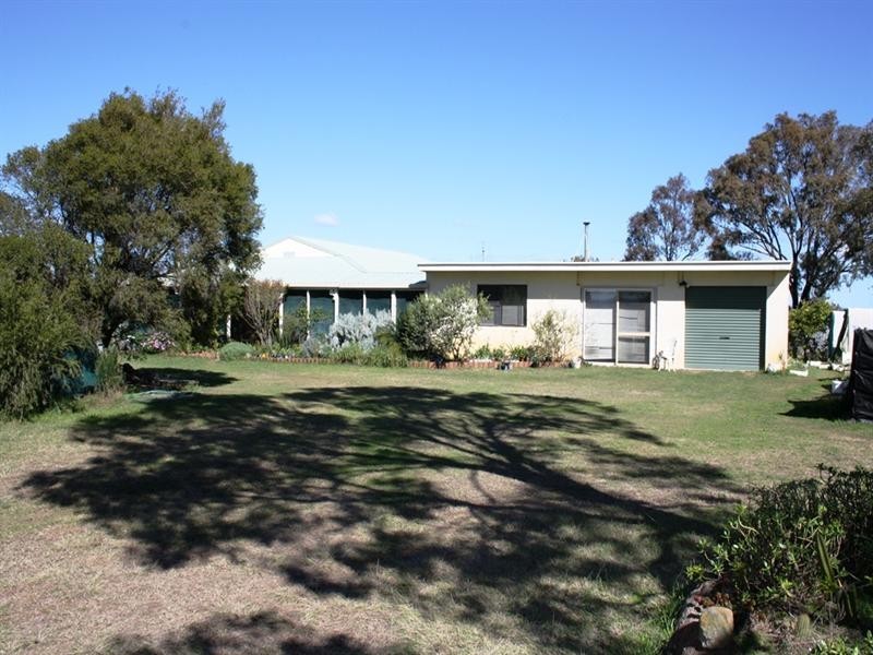 652 Upper Wheatvale Rd, Massie, Warwick QLD 4370