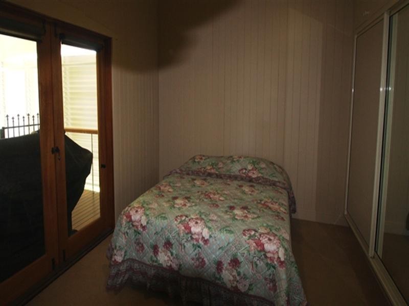 83 Guy Street, Warwick QLD 4370