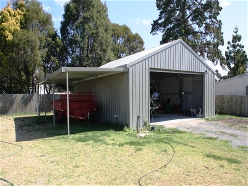 83 Guy Street, Warwick QLD 4370