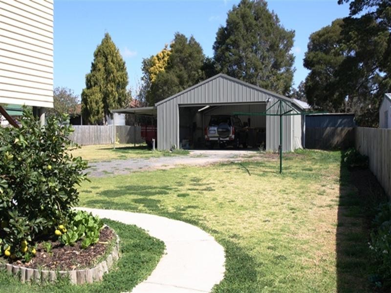 83 Guy Street, Warwick QLD 4370