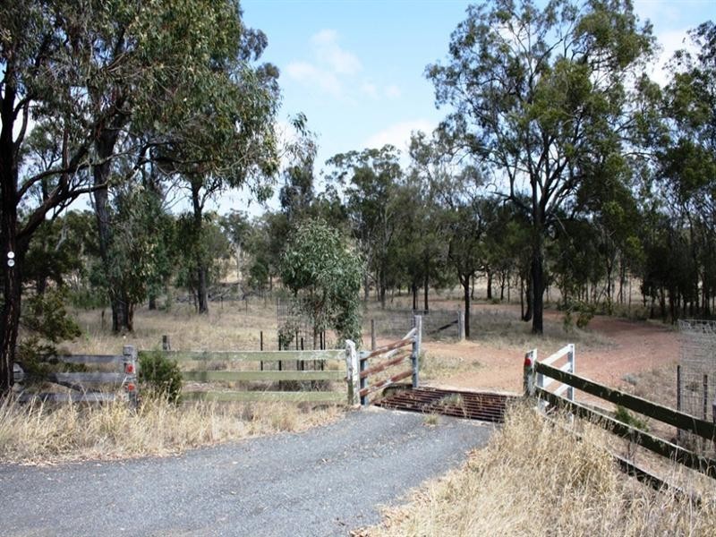 15602 Cunningham Highway, Warwick QLD 4370