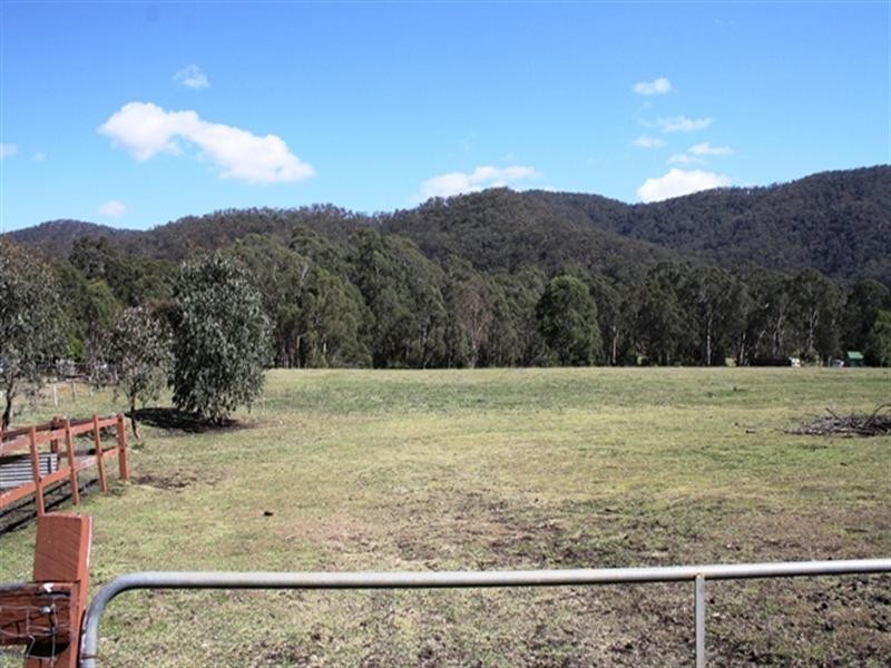 1863 Inverramsay Road, Goomburra QLD 4362