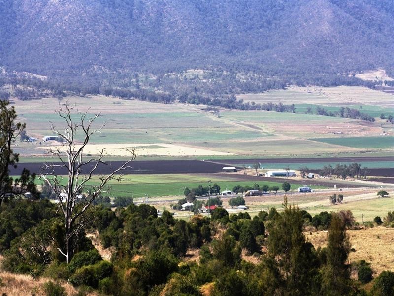 56 Byrnes Road, Gladfield QLD 4370