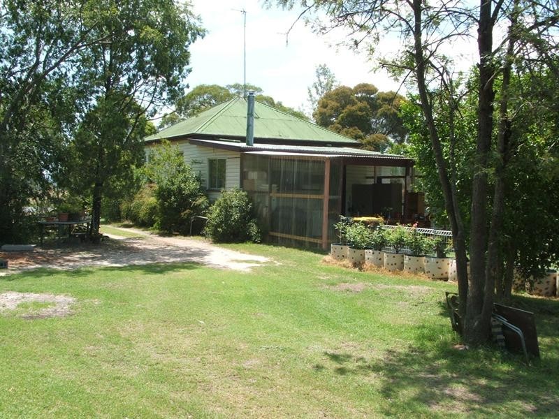 81 Logan Road, Clifton QLD 4361