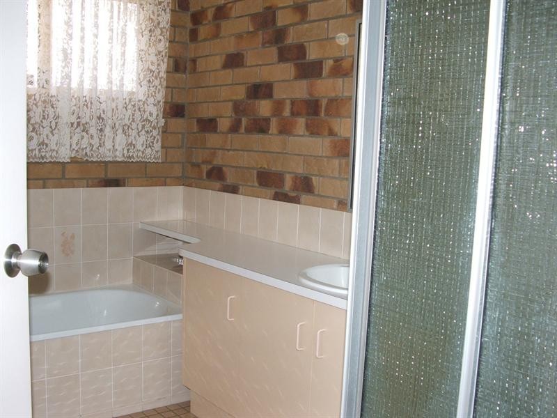 Unit 2/90 Fitzroy Street, Warwick QLD 4370