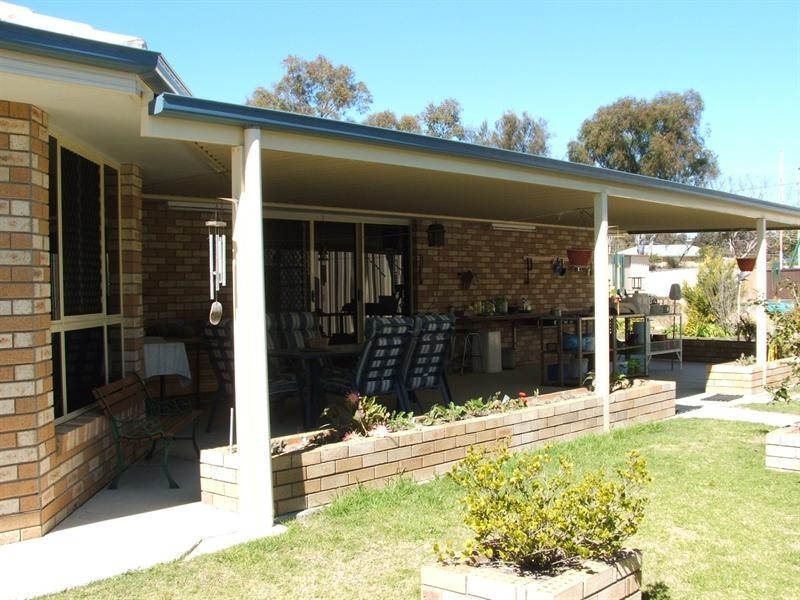 32 Doncaster Drive, Warwick QLD 4370