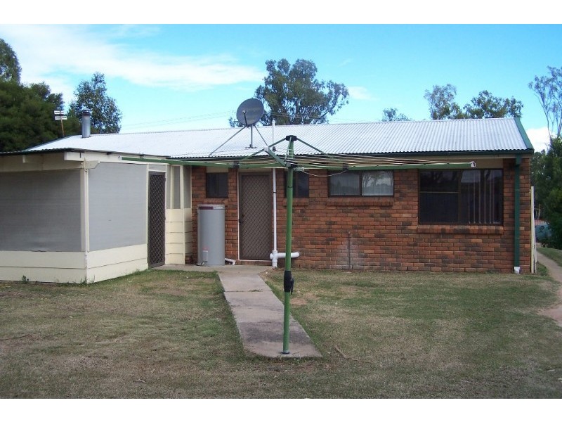 41 Meneely Street, Warwick QLD 4370