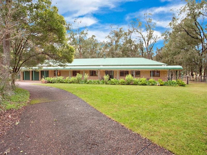 1 Sturt Place, Windsor Downs NSW 2756