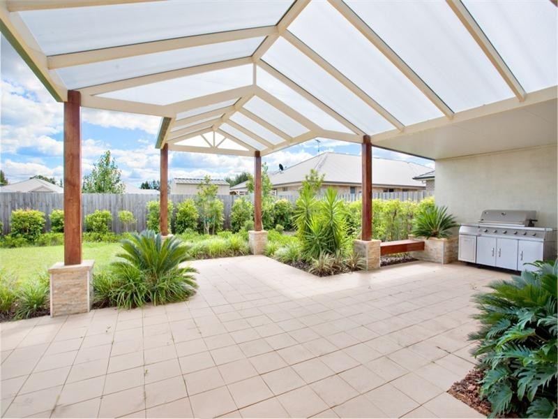 11 Bona Vista Drive, Vermont Estate, Pitt Town NSW 2756