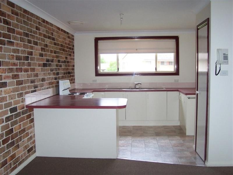 2/3 Erringhi Road, Mcgraths Hill NSW 2756