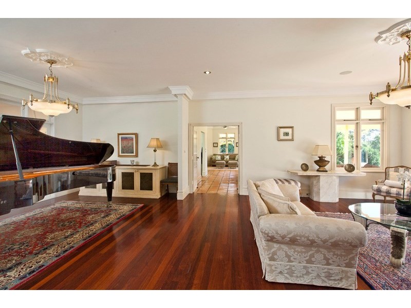 13 Minkara Road, Bayview NSW 2104