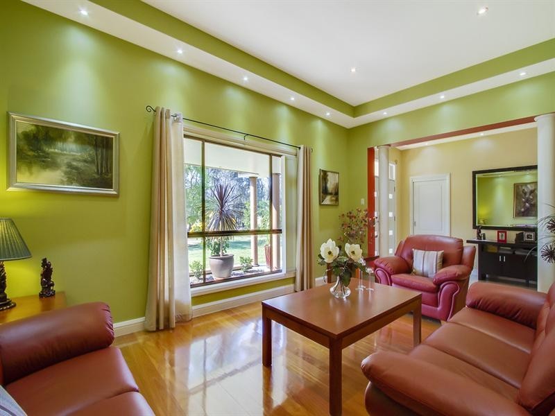 73 Nutmans Road, Grose Wold NSW 2753