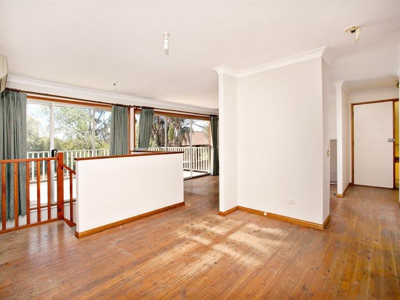 9 Roberts Place, Mcgraths Hill NSW 2756