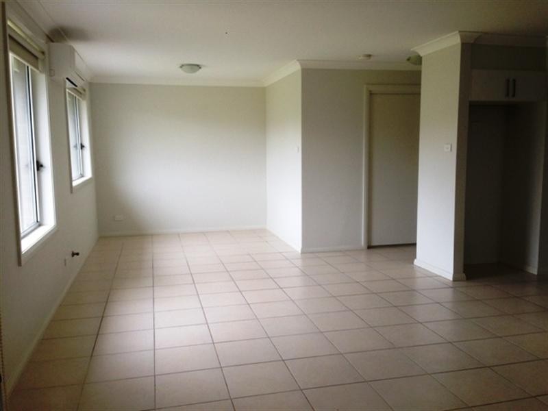 4 Coachwood Drive, Claremont Meadows NSW 2747