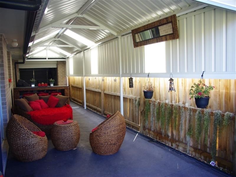 4 Coachwood Drive, Claremont Meadows NSW 2747