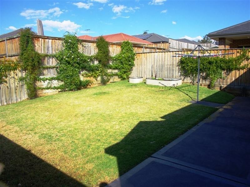 4 Coachwood Drive, Claremont Meadows NSW 2747