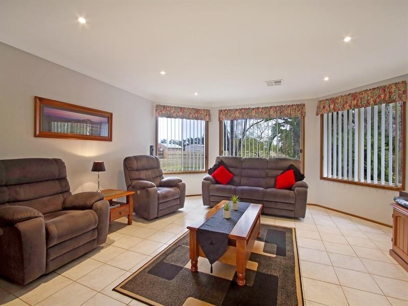 60 Third Road, Berkshire Park NSW 2765