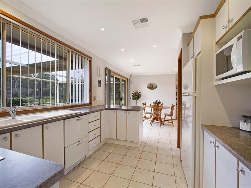 60 Third Road, Berkshire Park NSW 2765