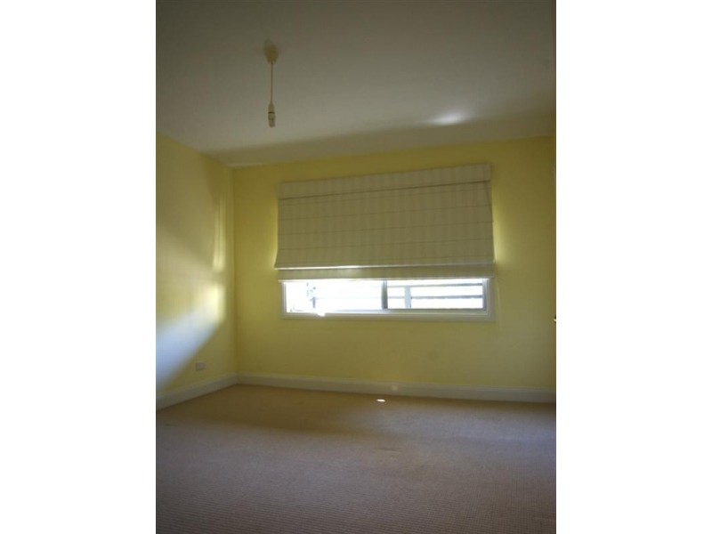 383 Lt Bowen Drive, Bowen Mountain NSW 2753