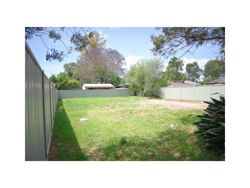8 Andrew Street, Richmond NSW 2753