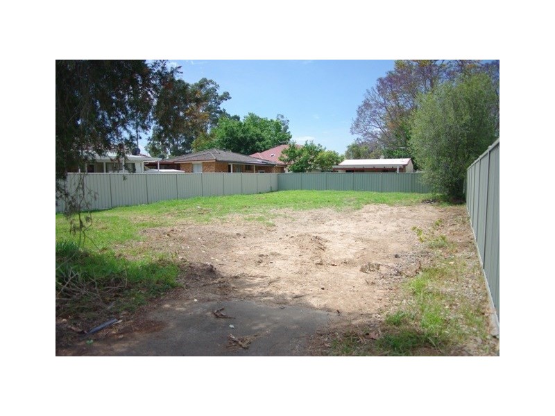 8 Andrew Street, Richmond NSW 2753