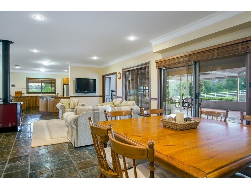 14 Patterson Lane, Grose Vale NSW 2753