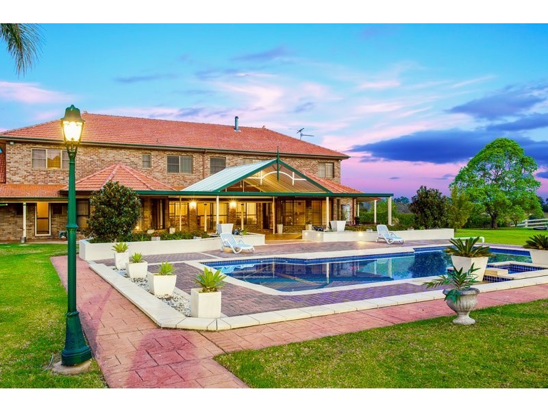 14 Patterson Lane, Grose Vale NSW 2753