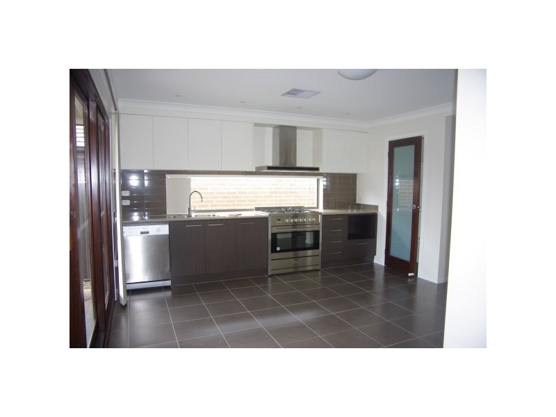 69 Rafter Parade, Ropes Crossing NSW 2760