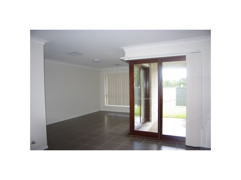 69 Rafter Parade, Ropes Crossing NSW 2760