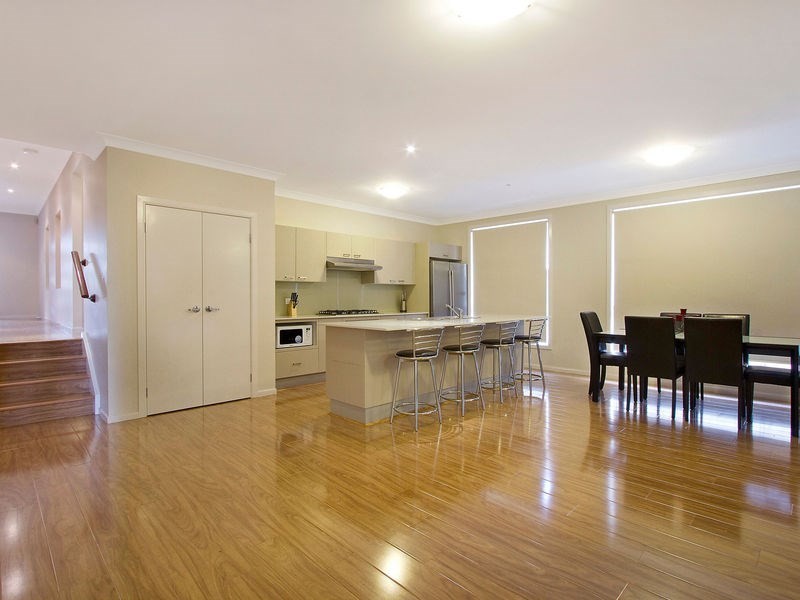 26 Moyengully Avenue, Mount Annan NSW 2567