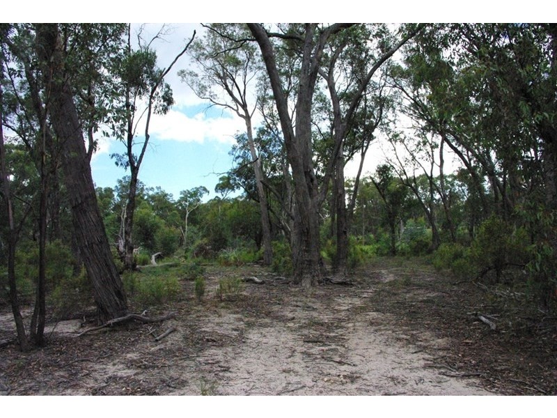 42 Borrowpit Road, Meadow Flat NSW 2795