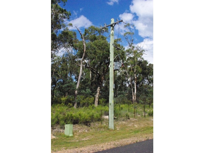 42 Borrowpit Road, Meadow Flat NSW 2795