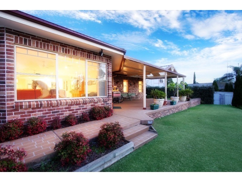 Mcgraths Hill NSW 2756