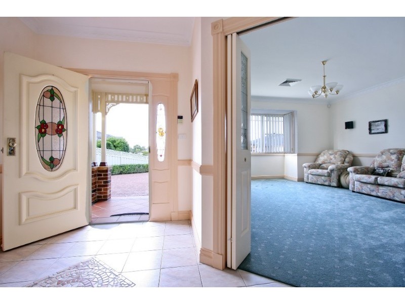 Mcgraths Hill NSW 2756