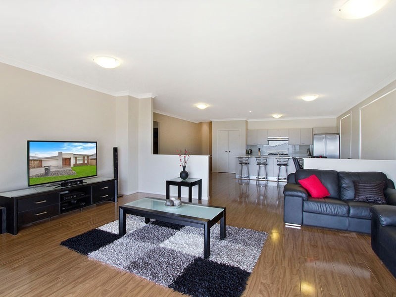 26 Moyengully Avenue, Mount Annan NSW 2567