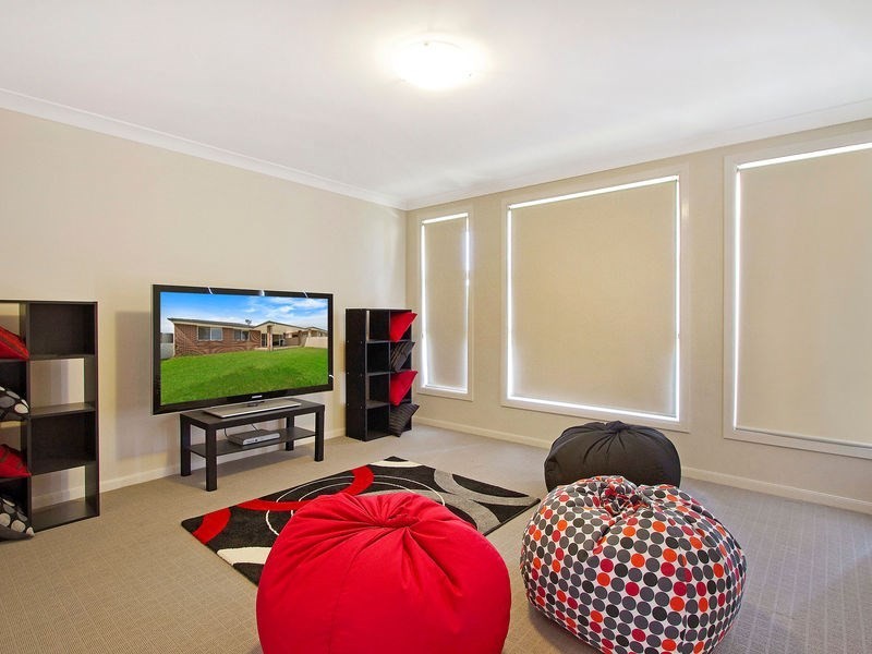 26 Moyengully Avenue, Mount Annan NSW 2567