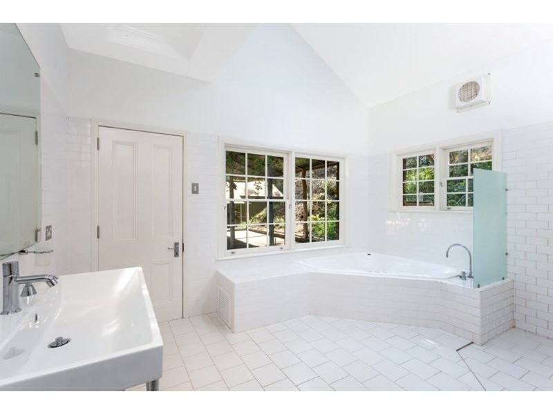 802 Lower Colo Road, Lower Portland NSW 2756