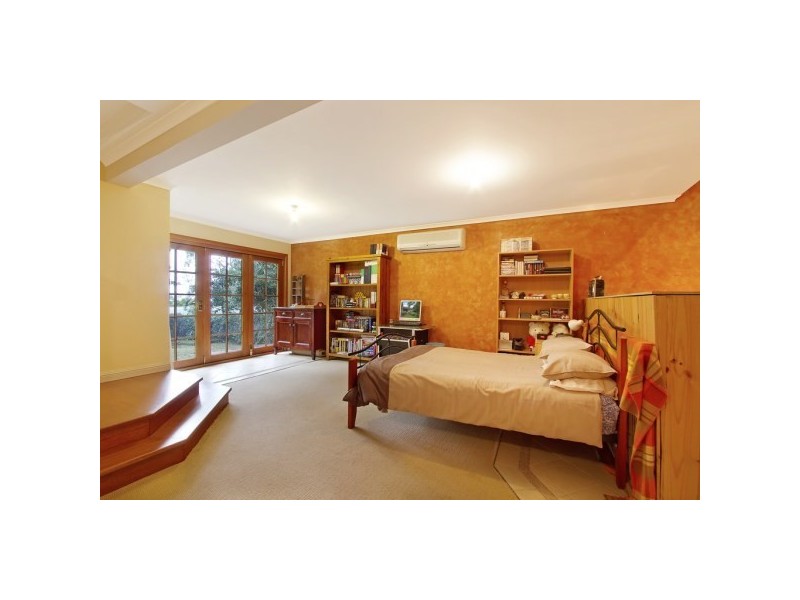 143 Lieutenant, Bowen Mountain NSW 2753