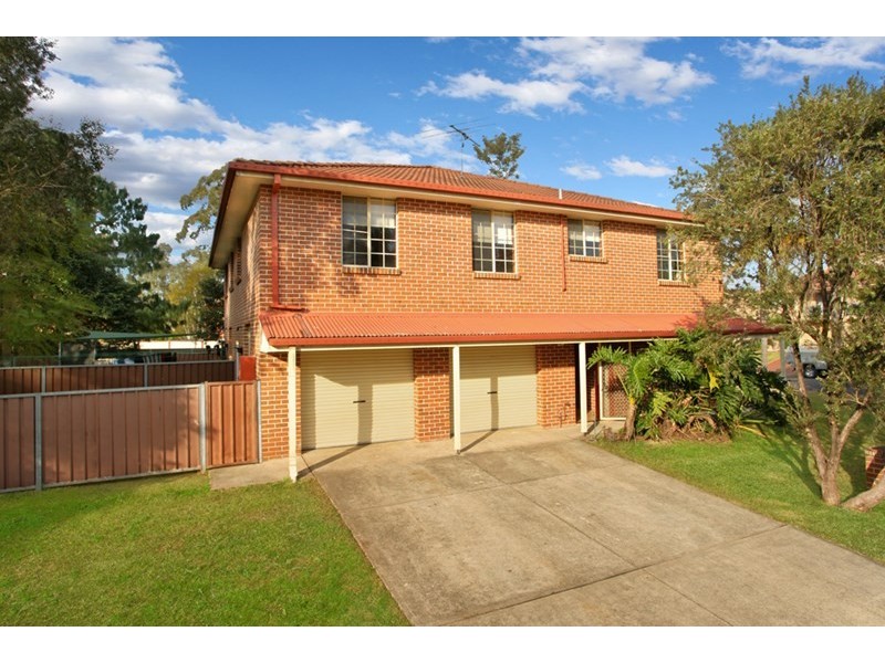 8 Erringhi Place, Mcgraths Hill NSW 2756