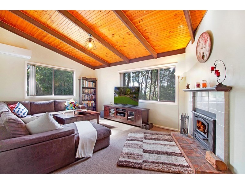 14 Waratah Street, Bowen Mountain NSW 2753