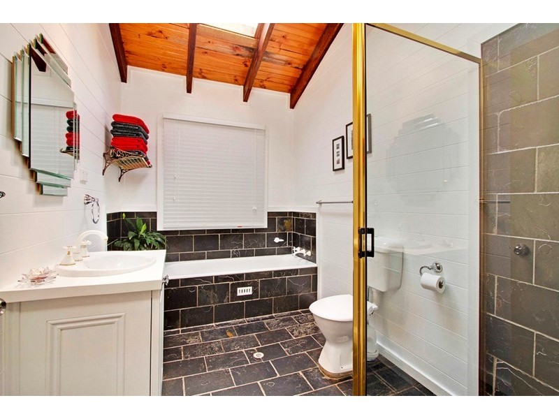 13 Currawong Crescent, Bowen Mountain NSW 2753