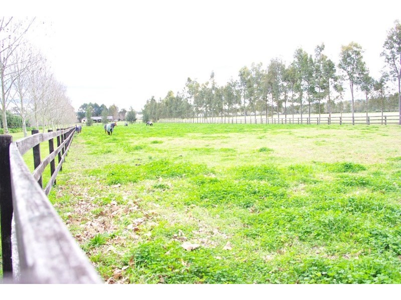 7 Ridges Lane, Richmond Lowlands NSW 2753