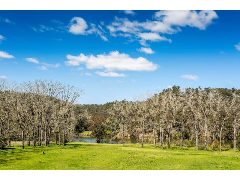 17 Water Ski Parade, Cumberland Reach NSW 2756