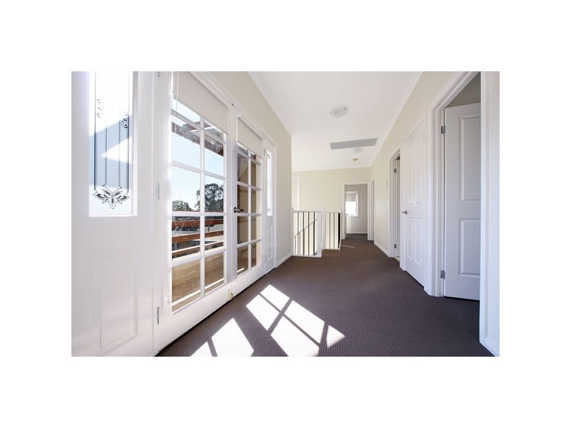 2/52 George Street, Windsor NSW 2756
