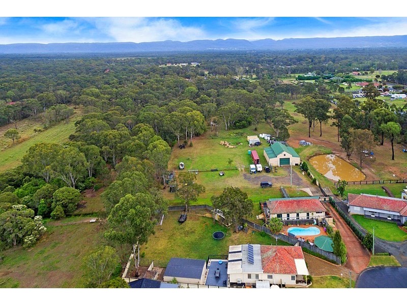 6 Warrina Place, Londonderry NSW 2753