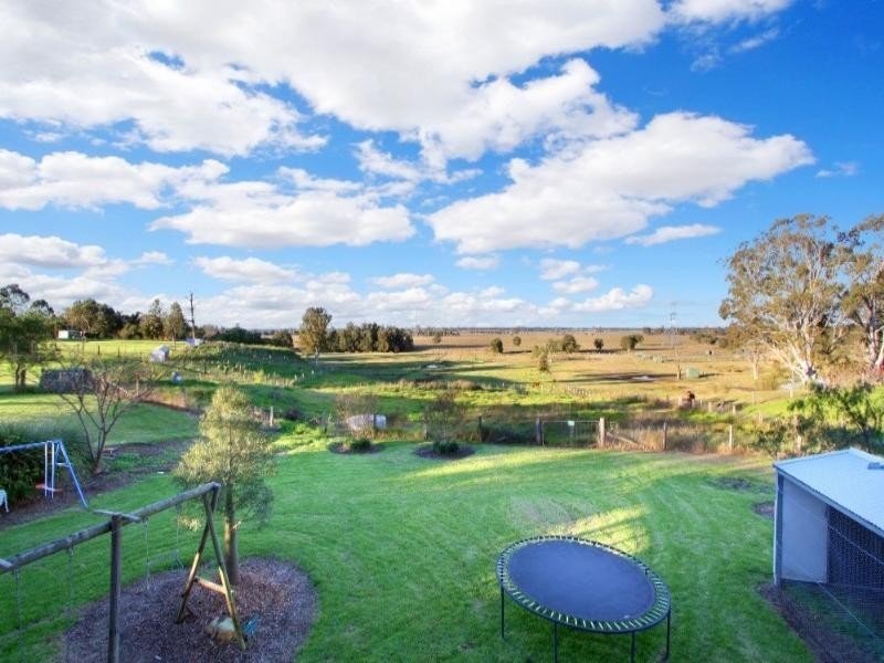 191 Willeroo Drive, Windsor Downs NSW 2756