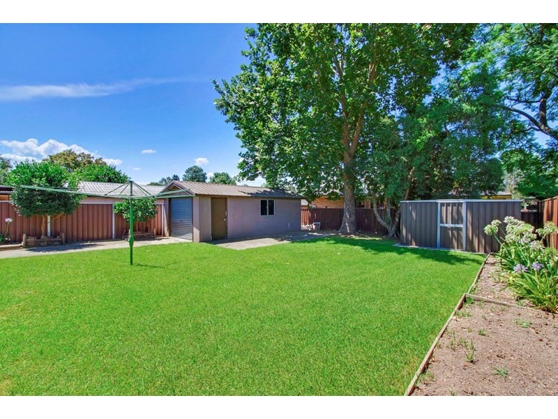 11 Potts Street, Hobartville NSW 2753