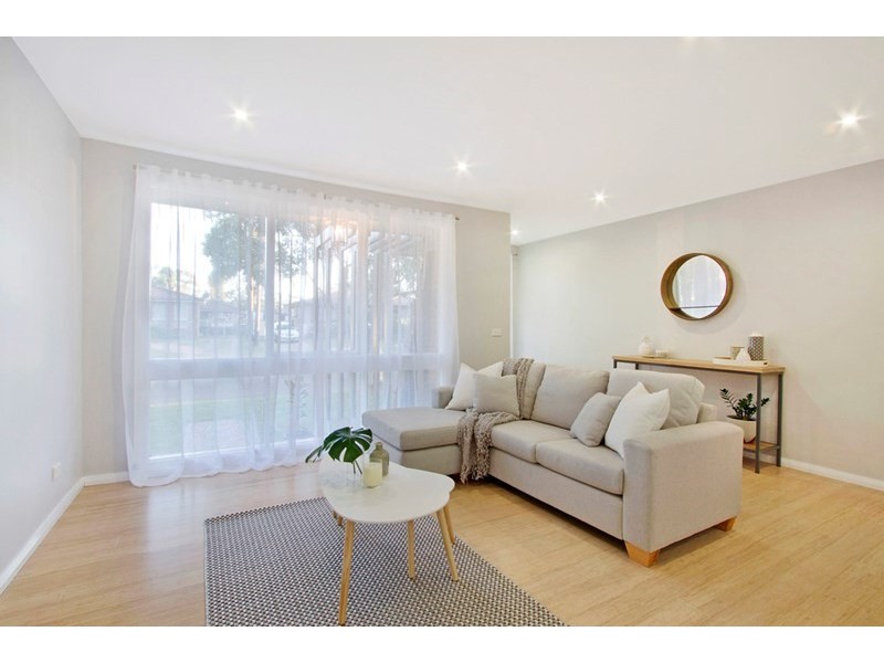 6 William Cox Drive, Richmond NSW 2753