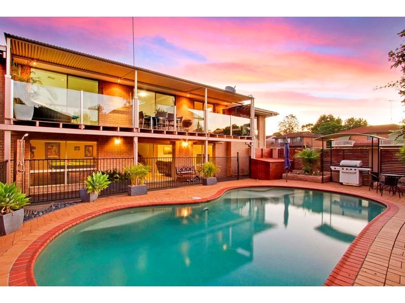 25 Smallwood Road, Mcgraths Hill NSW 2756